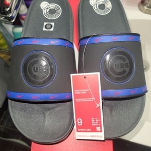 brand new Nike chicago cubs sandles size 9